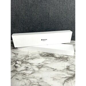Apple Watch Series 3 BOX ONLY-42mm Case Space Gray Aluminum-Sport Black
